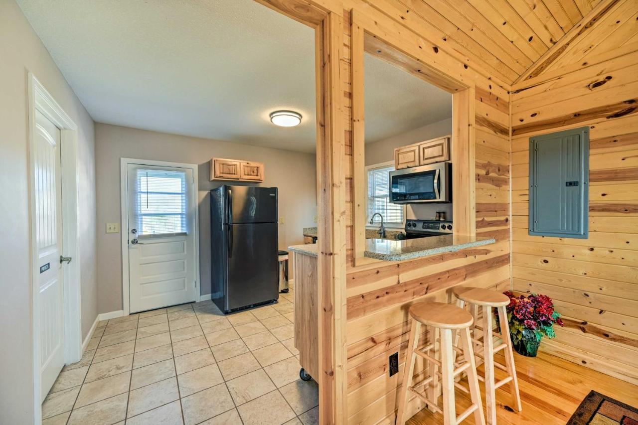Villa Breathtaking Elkin Getaway With Vineyard Views! Exterior foto